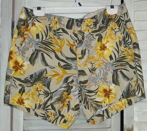 Old Navy Women's Shorts Size 10 Mid Rise Everyday Linen Blend Tropical Print